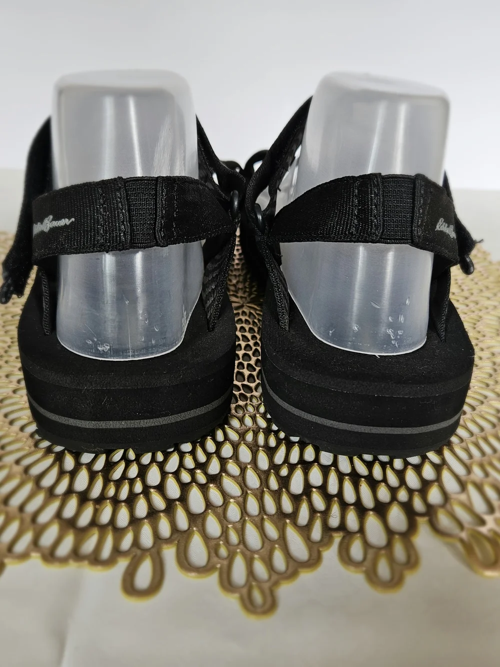 : Eddie Bauer Black Outdoor Hiking Sandals with Vibram Soles - Size 10 -11